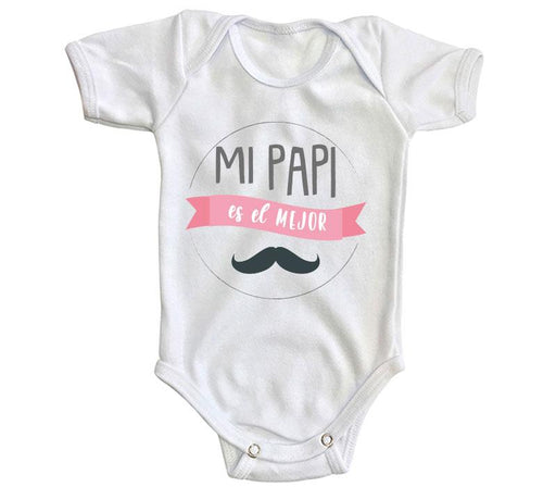 Body Bebé Mi Papi Es El Mejor Pañalero Manga Corta / Blanco / 0m